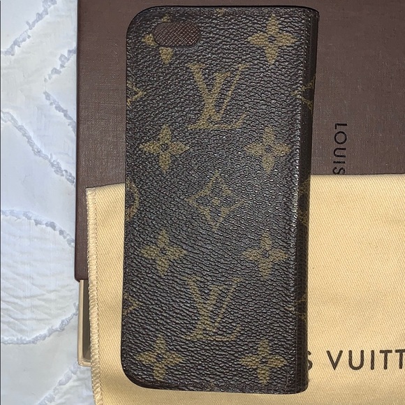 Authentic IPhone 6 case Monogram Leather Brown - Picture 3 of 4